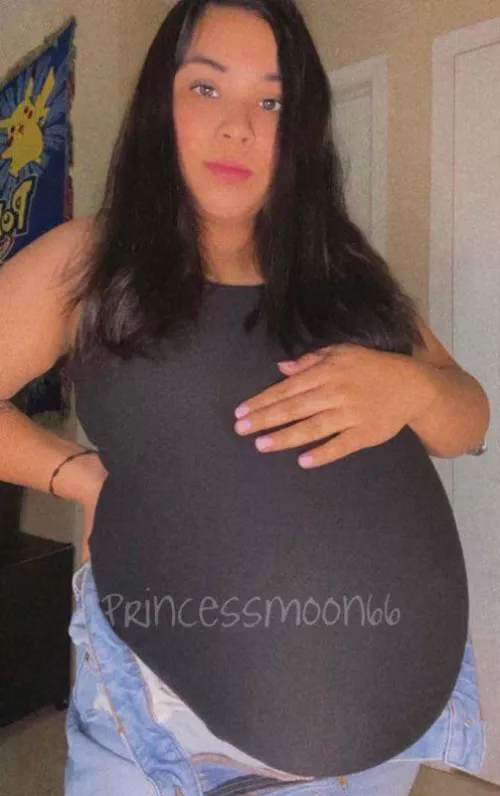 All my clothes don’t fit 🤰🏻💦