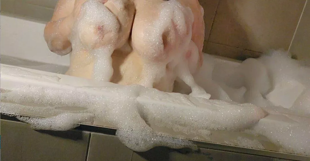 Bubble bath with me? x