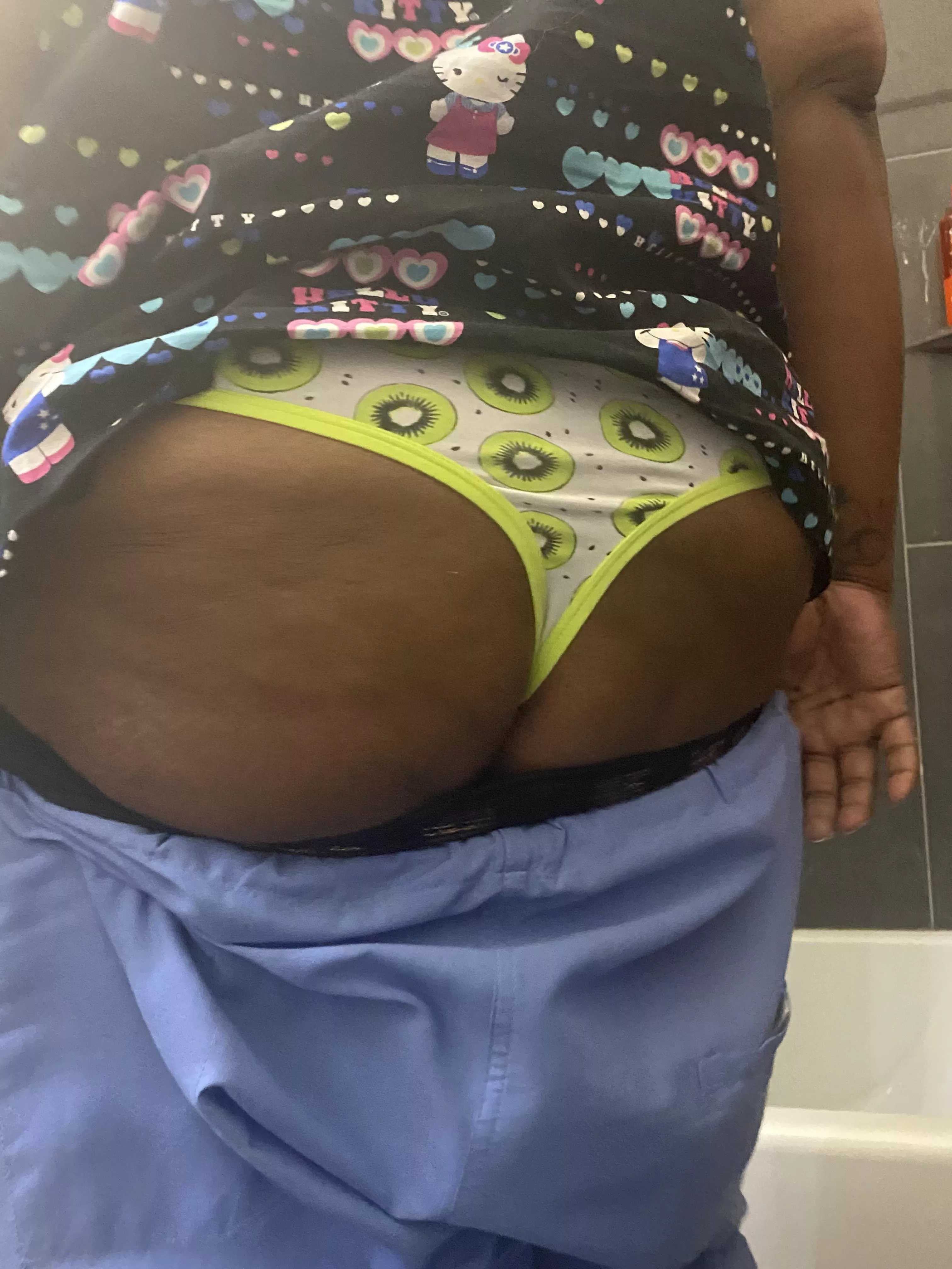 Ebony bbw nurse! 💋💋💋