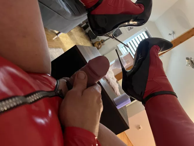 High heels and PVC 😍😍🥰🥰