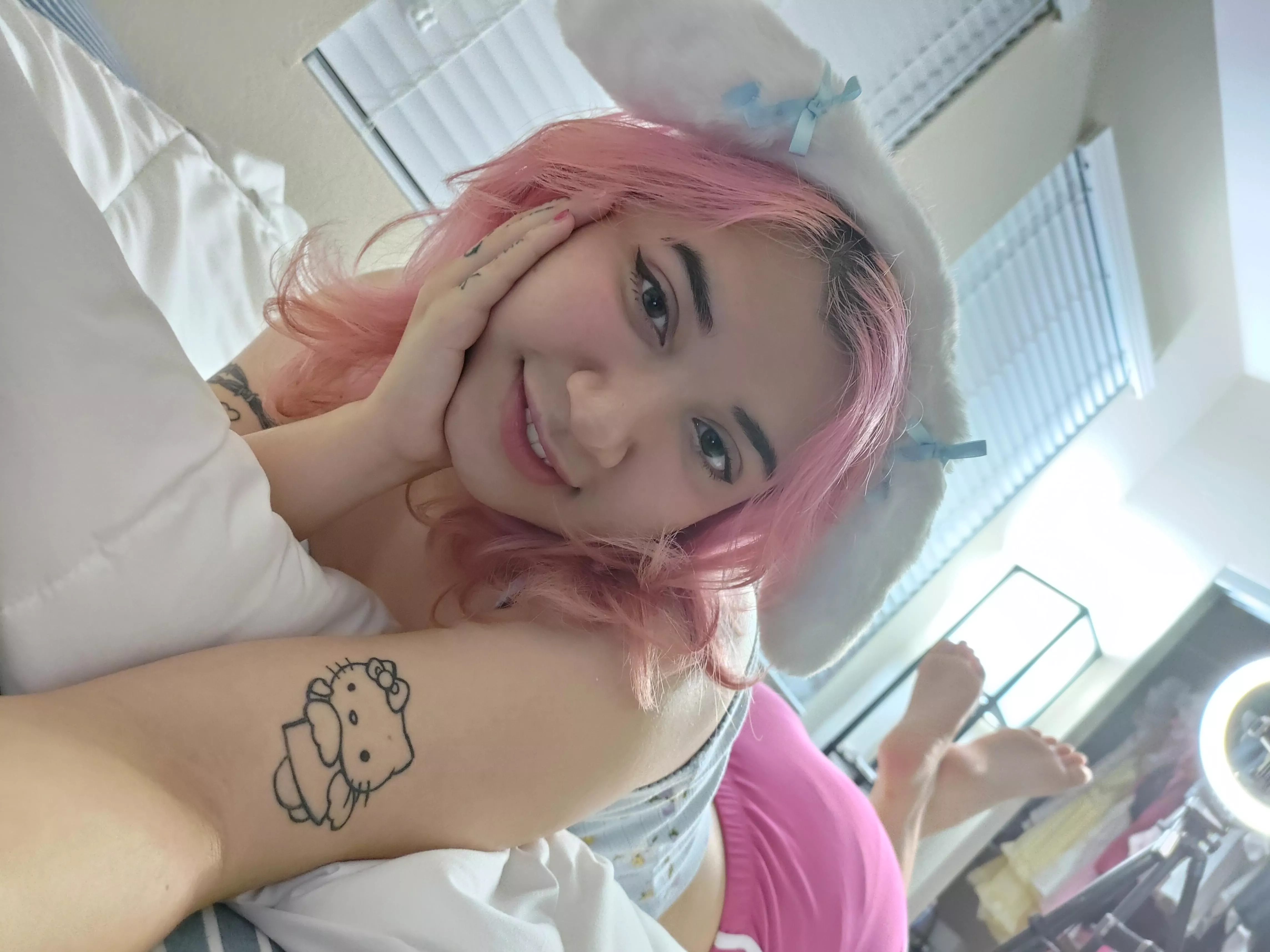 Hii :D say it back! 🌈