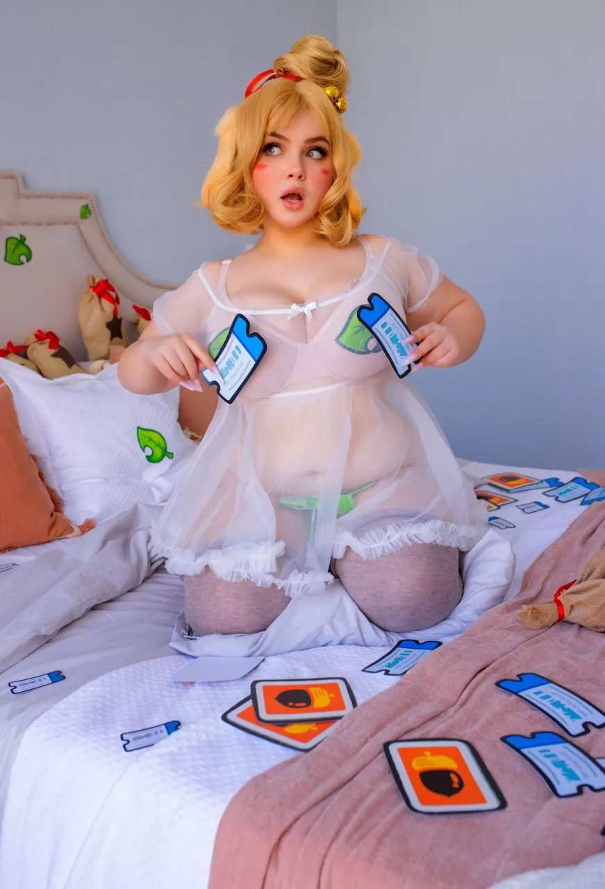 Isabelle from Animal Crossing by Bunnie_wifey