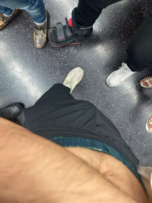 Lowkey sagging ( train )