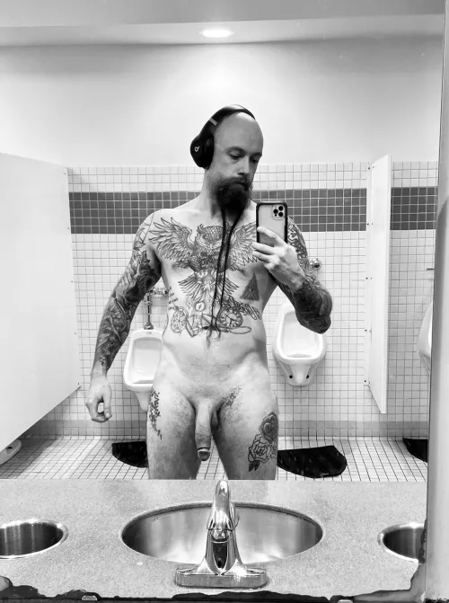 Mind if i stand here