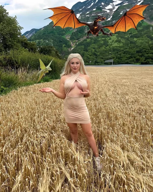 Mother of Dragons (Oriana Blaze)