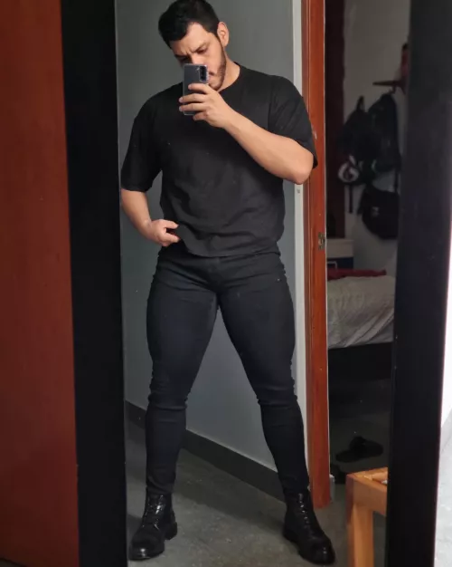 All black outfit 🖤