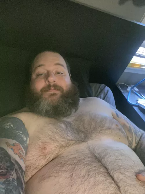 Come lay with me, or just say hi