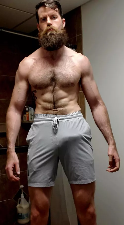 Flex Friday. 36M - 6'8