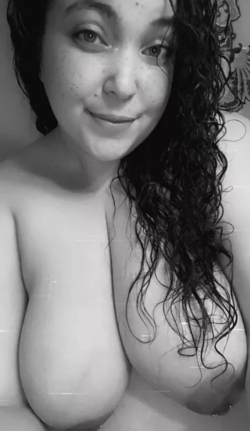 Happy Friday, y’all 😉🥰😈