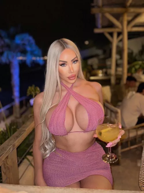 I love my plastic life