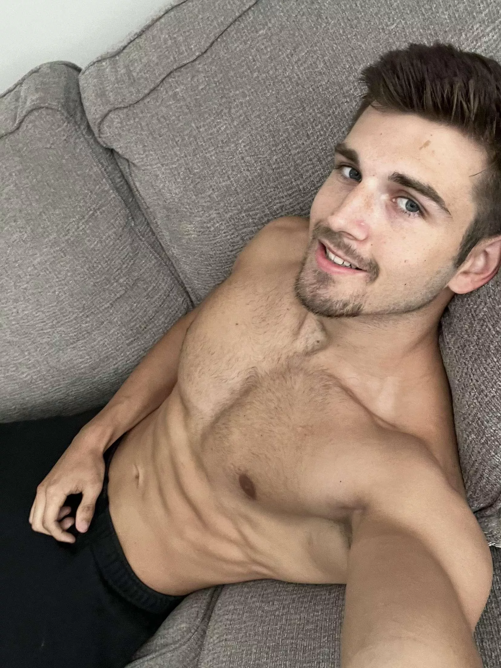 It’s Friday. Give me a smile back It’s Friday. Give me a smile back