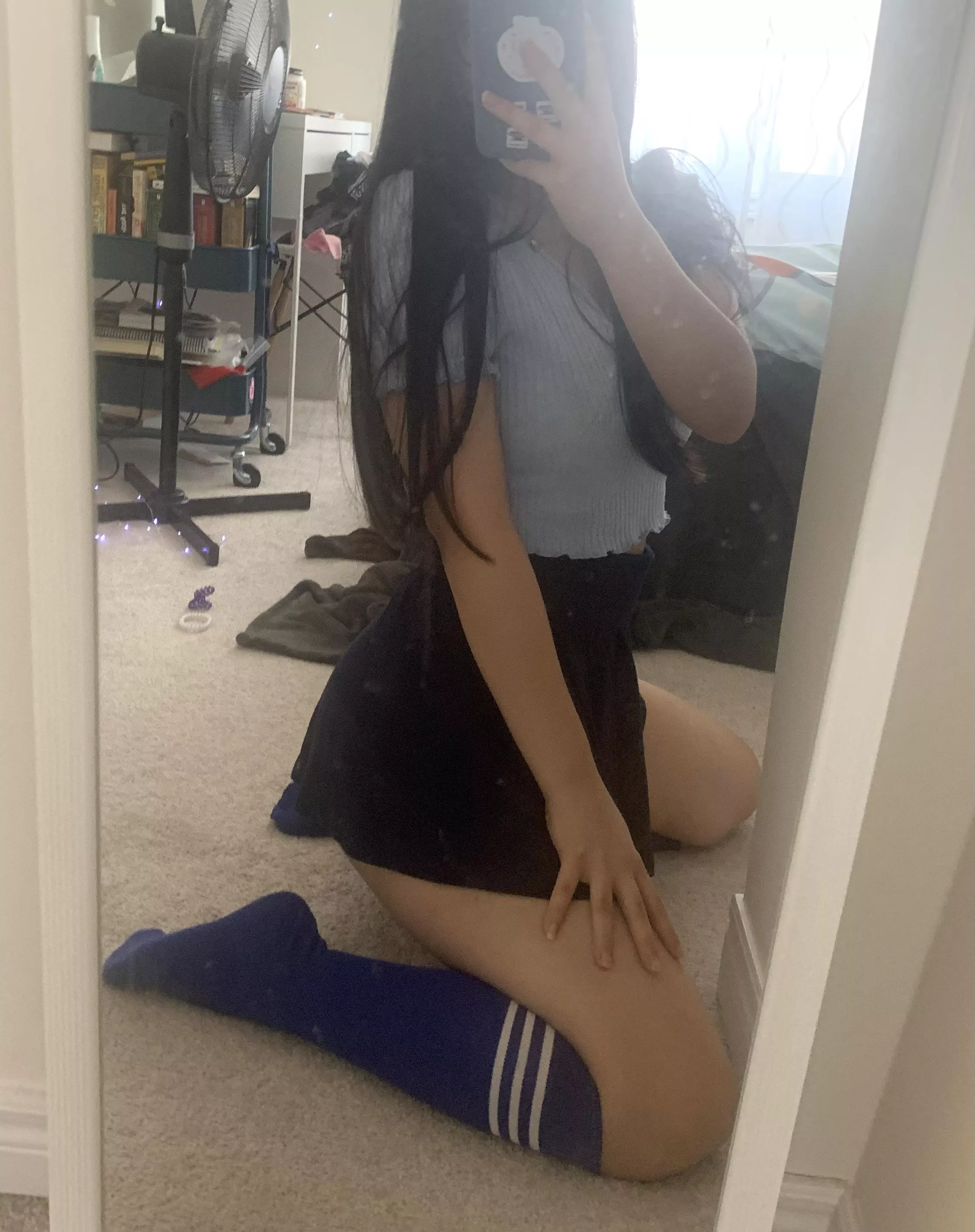 Waiting for you to come snuggle💕