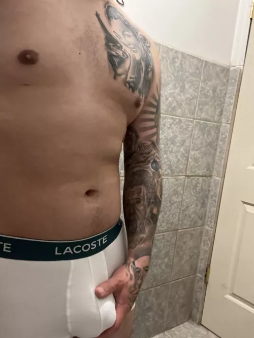 27M visiting 8/5-8 couples/looking for a good weekend. Also travel often to SoCal