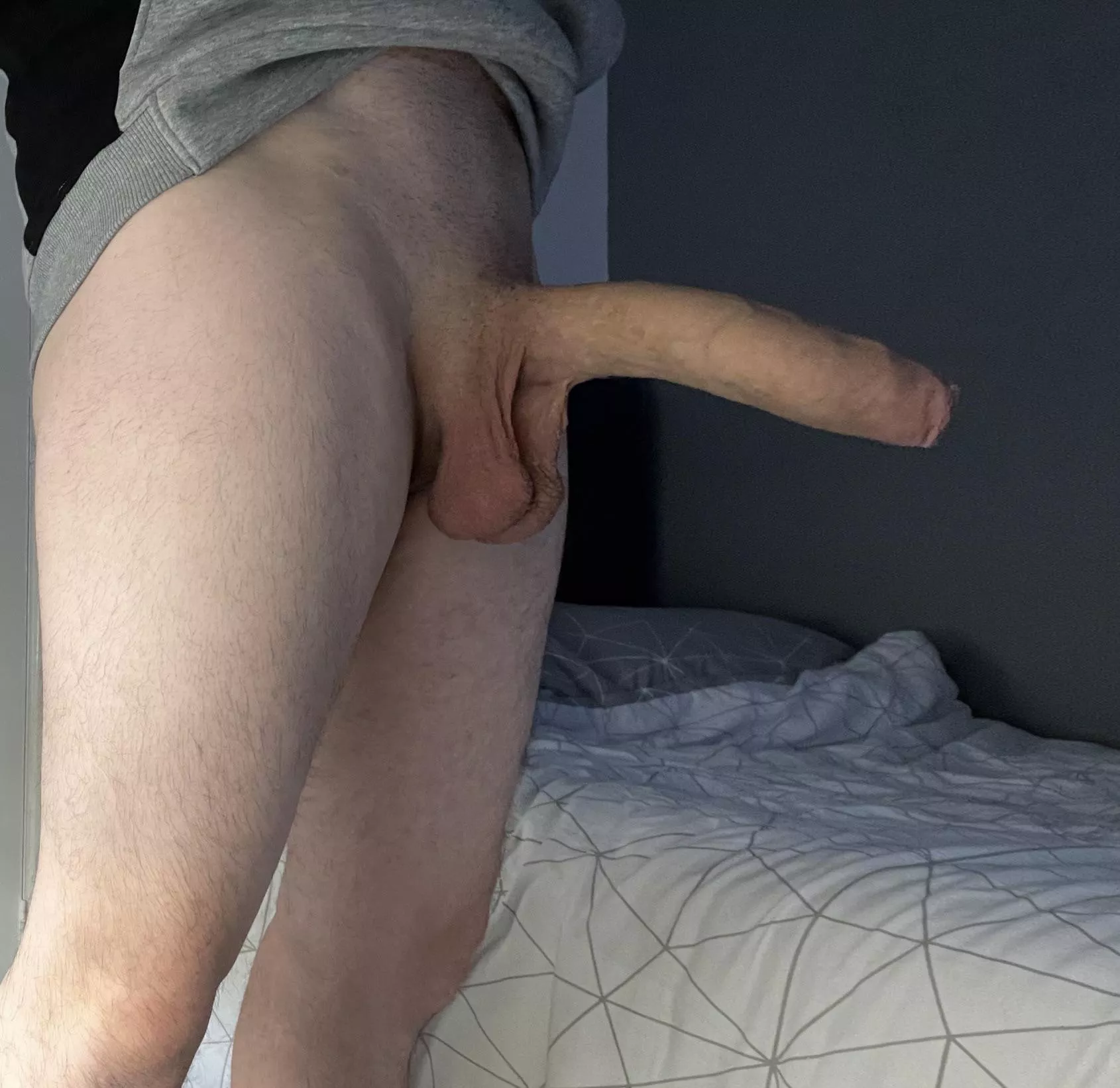 Been on a downward spiral again lately but posting is one of the few things i still enjoy. Any messages, words of advice much appreciated. Enjoy the pic 😊