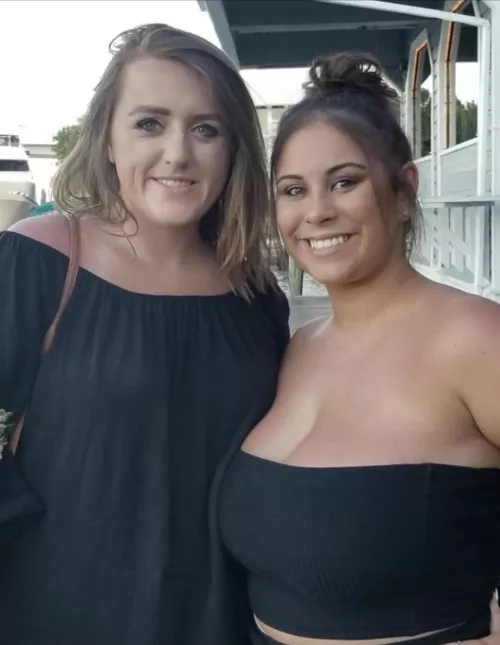 Can see the envy in her friend’s eyes