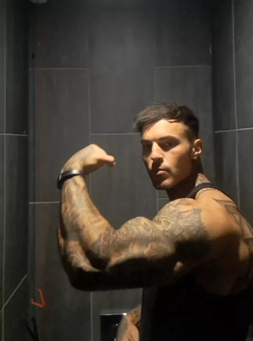 I deserve to be worshipped ;) do you agree?