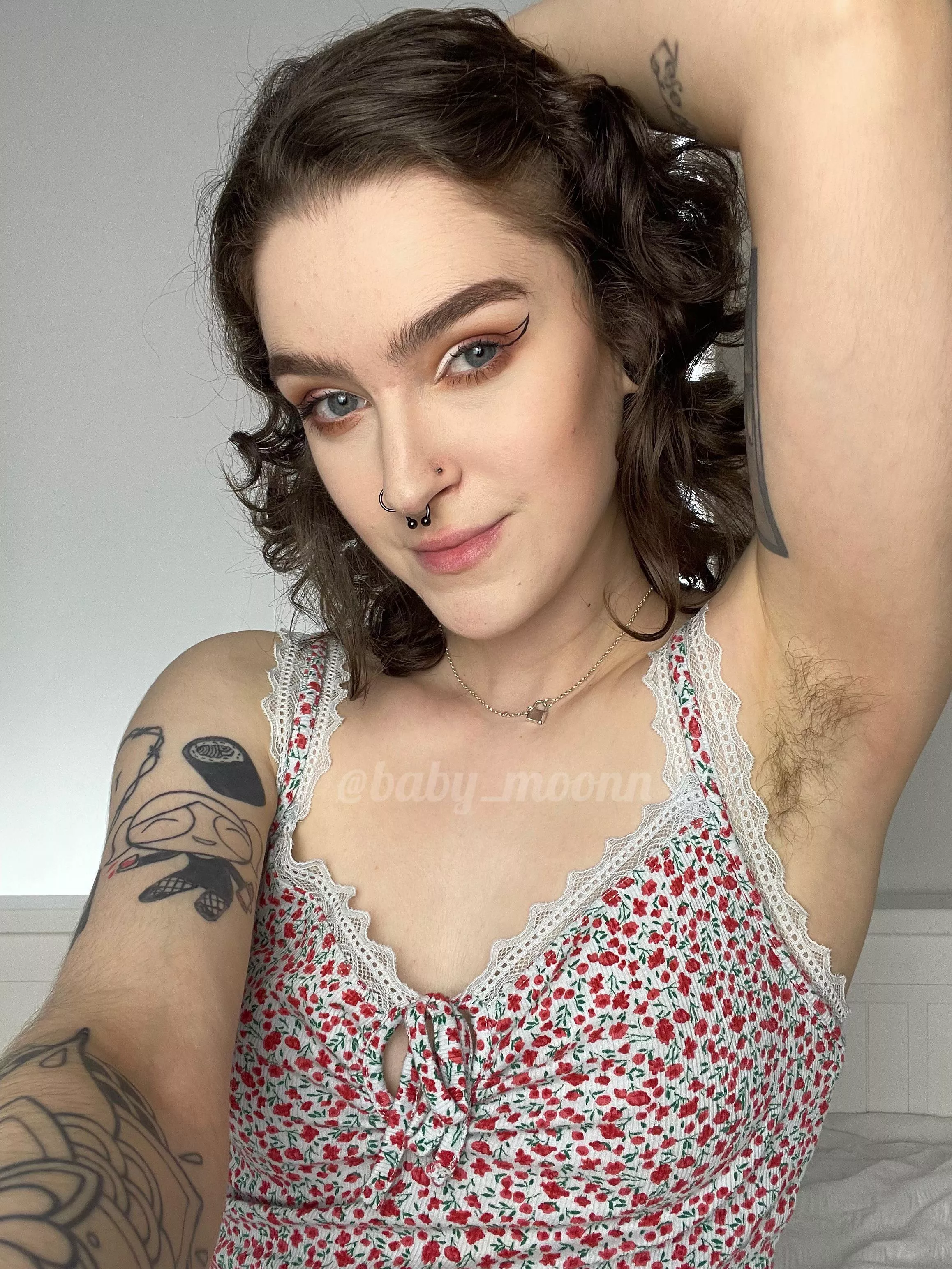 I love my hairy pits!