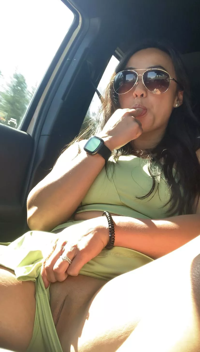 I’m fun on road trips😈