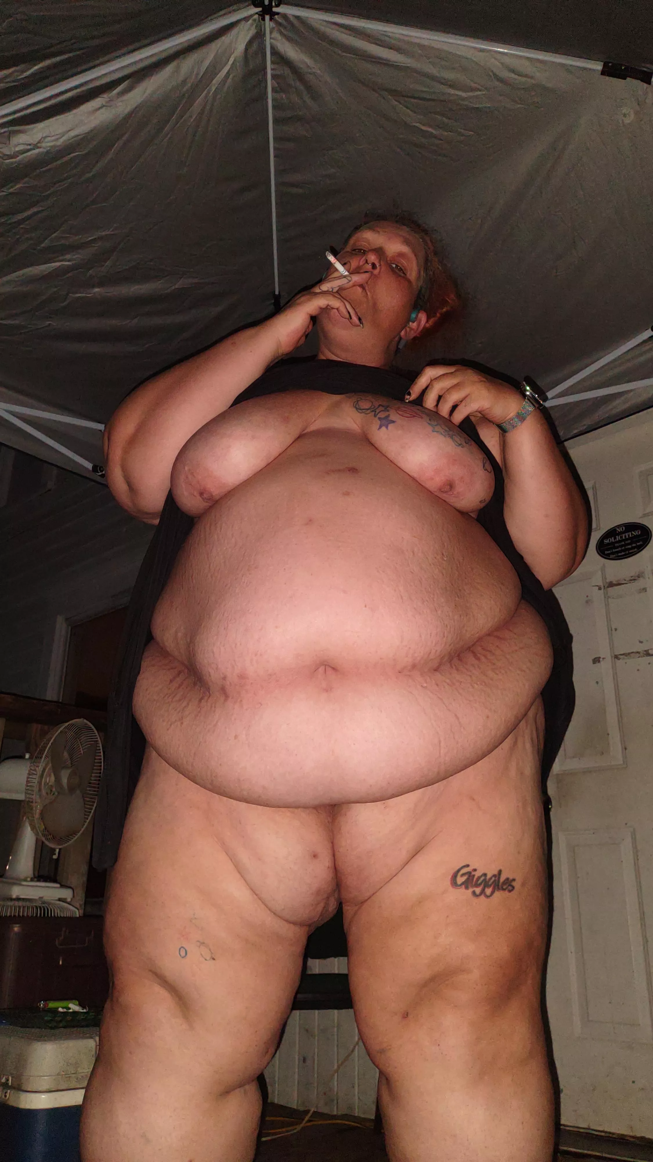 Just a drunk girl flashing the world