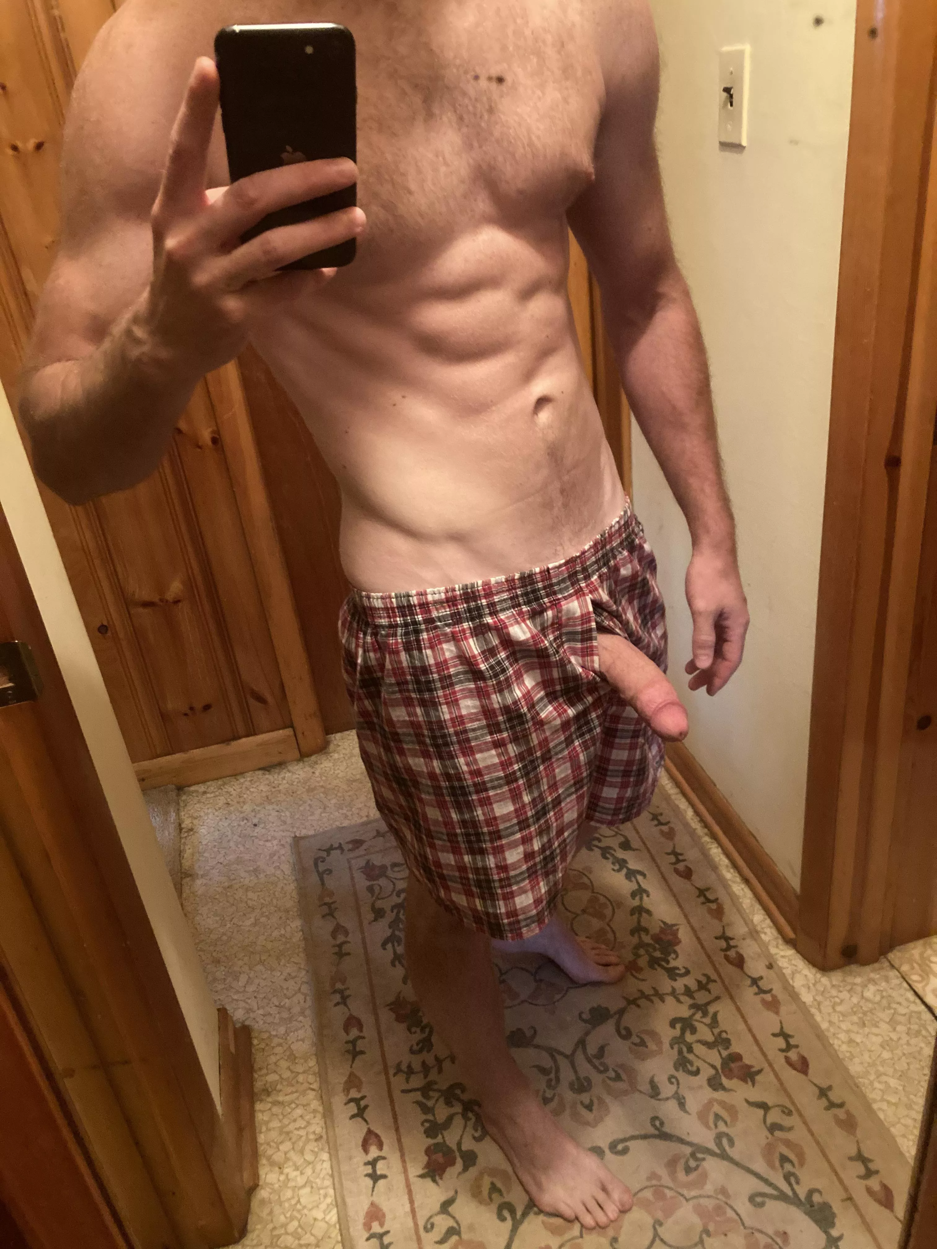 Just a gym rat looking to show off.