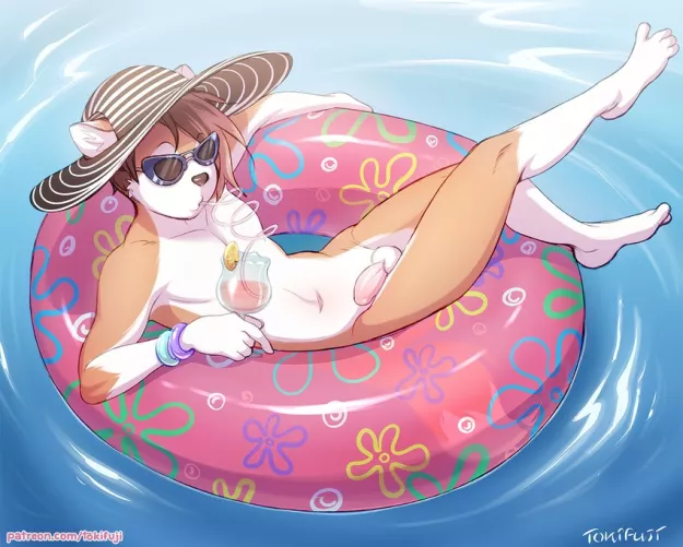 Just Milo chilling in the pool (Tokifuji)