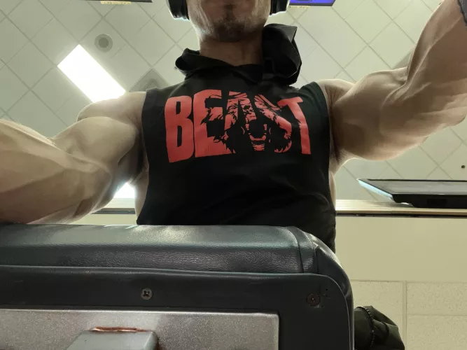 Let me choke you lightly.