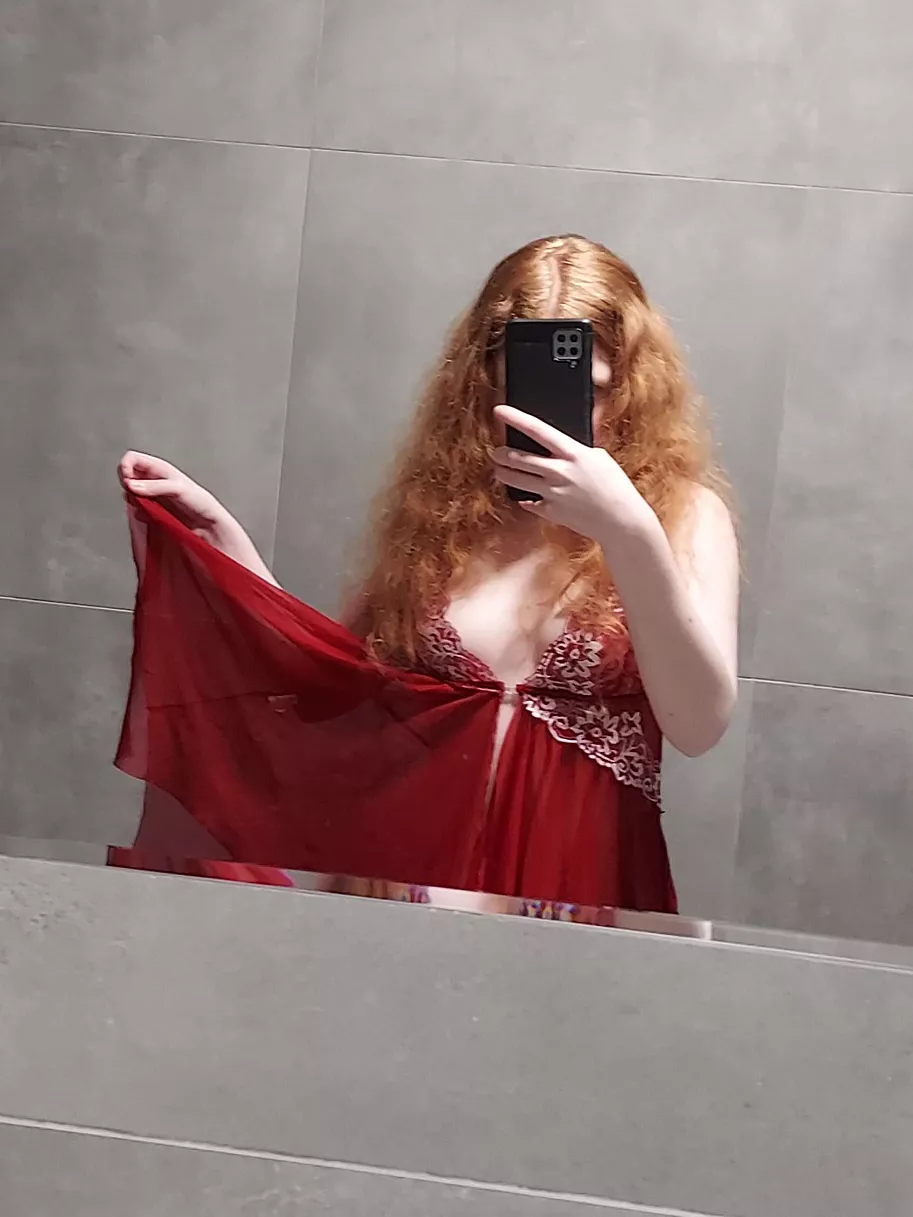 A princess in a castle ❤️ Live now!