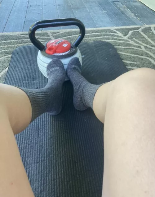 Farmed in all day, now about to work out in them. You think you could handle the smell? 😈😷 [selling]