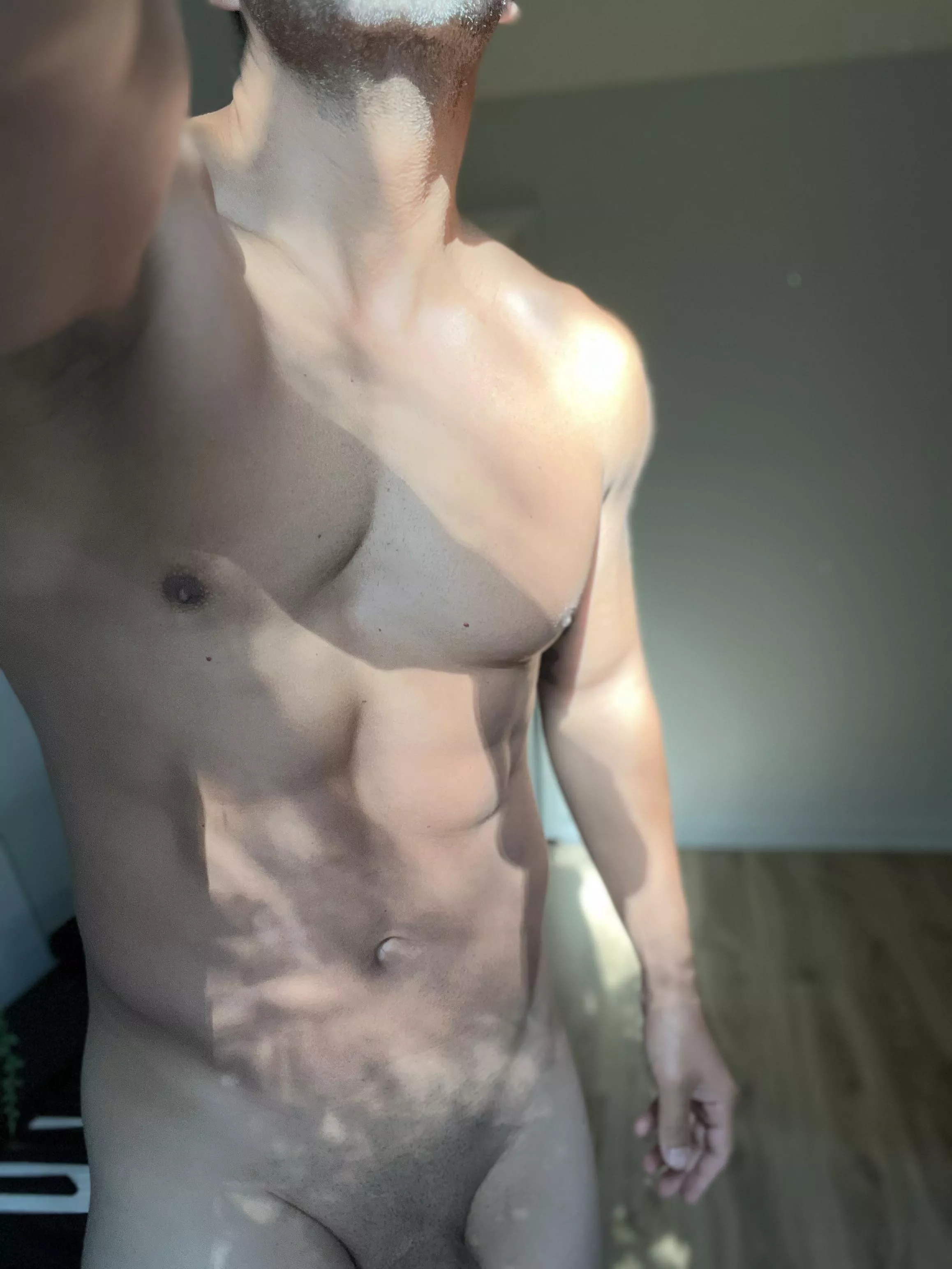 Happy Saturday!enjoying that morning golden hour…