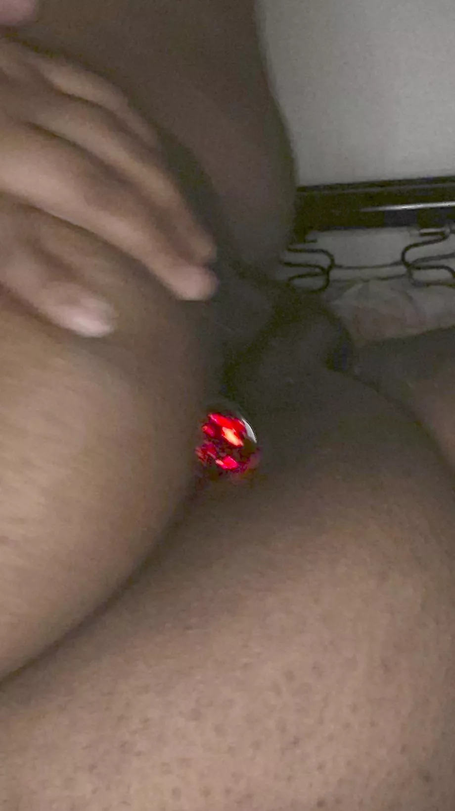 It’s red do u like red?