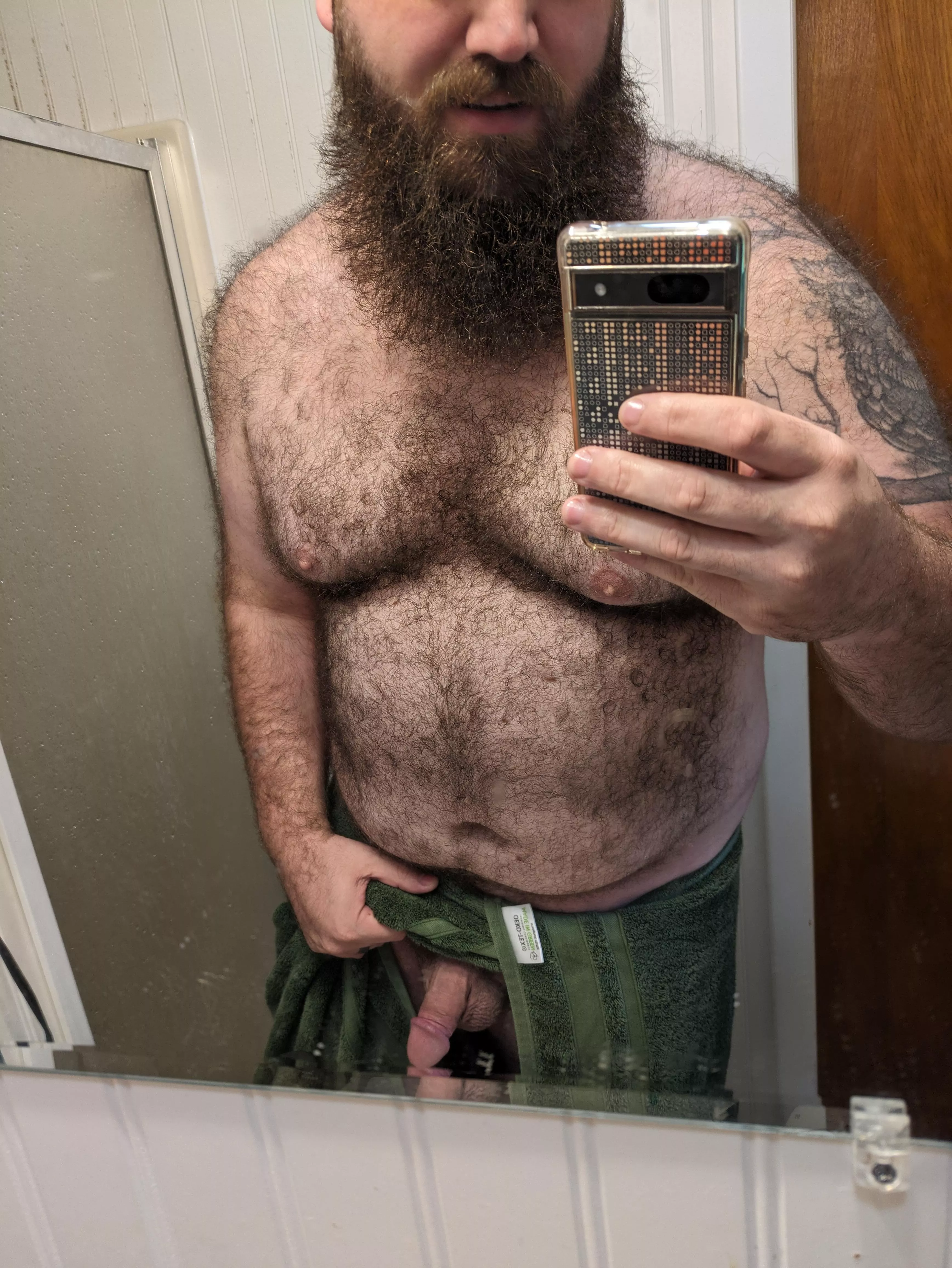 Just pulling my towel to the side. I bet you wish you were on your knees for me.