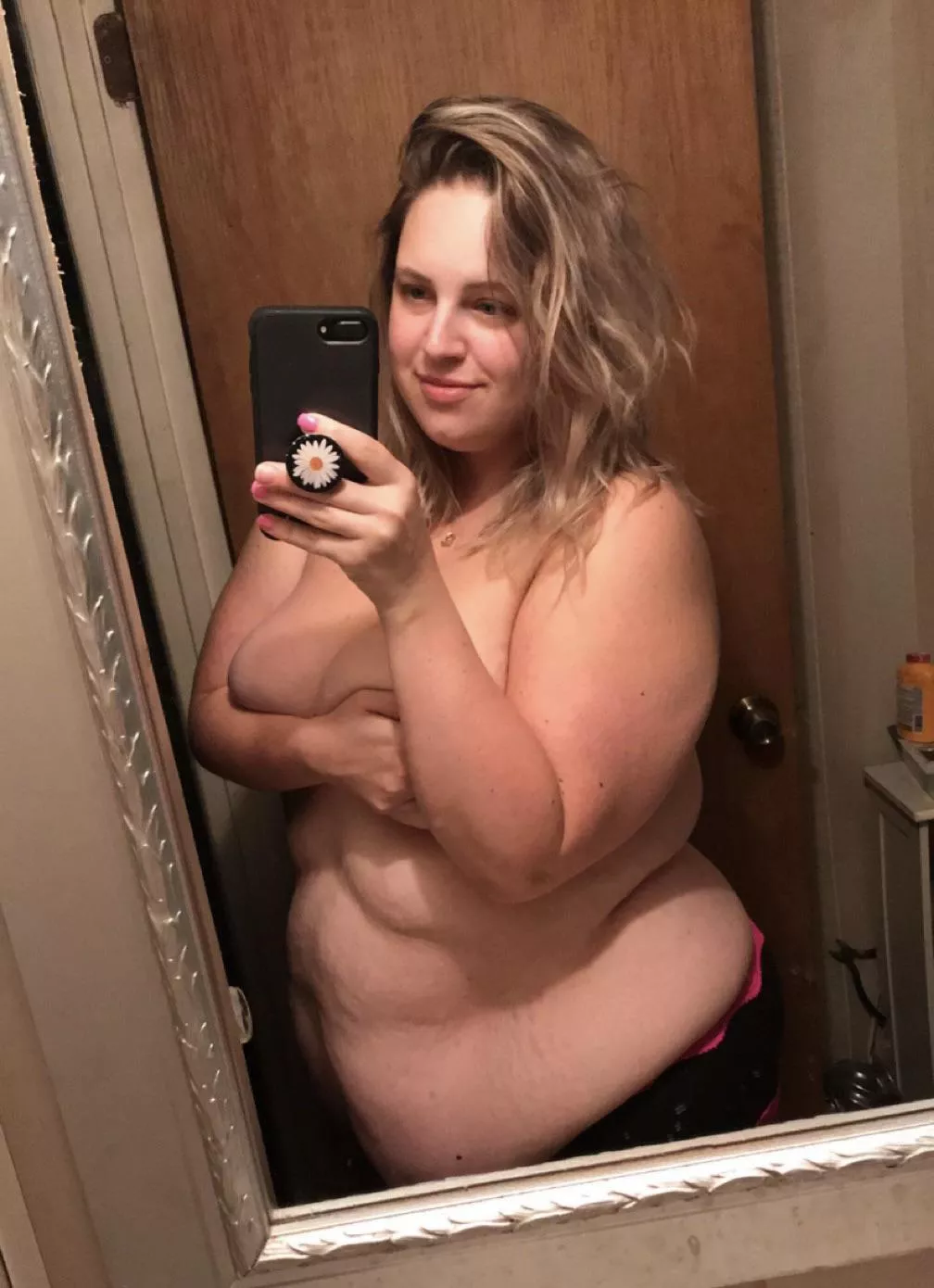 Messy hair don’t care 😏