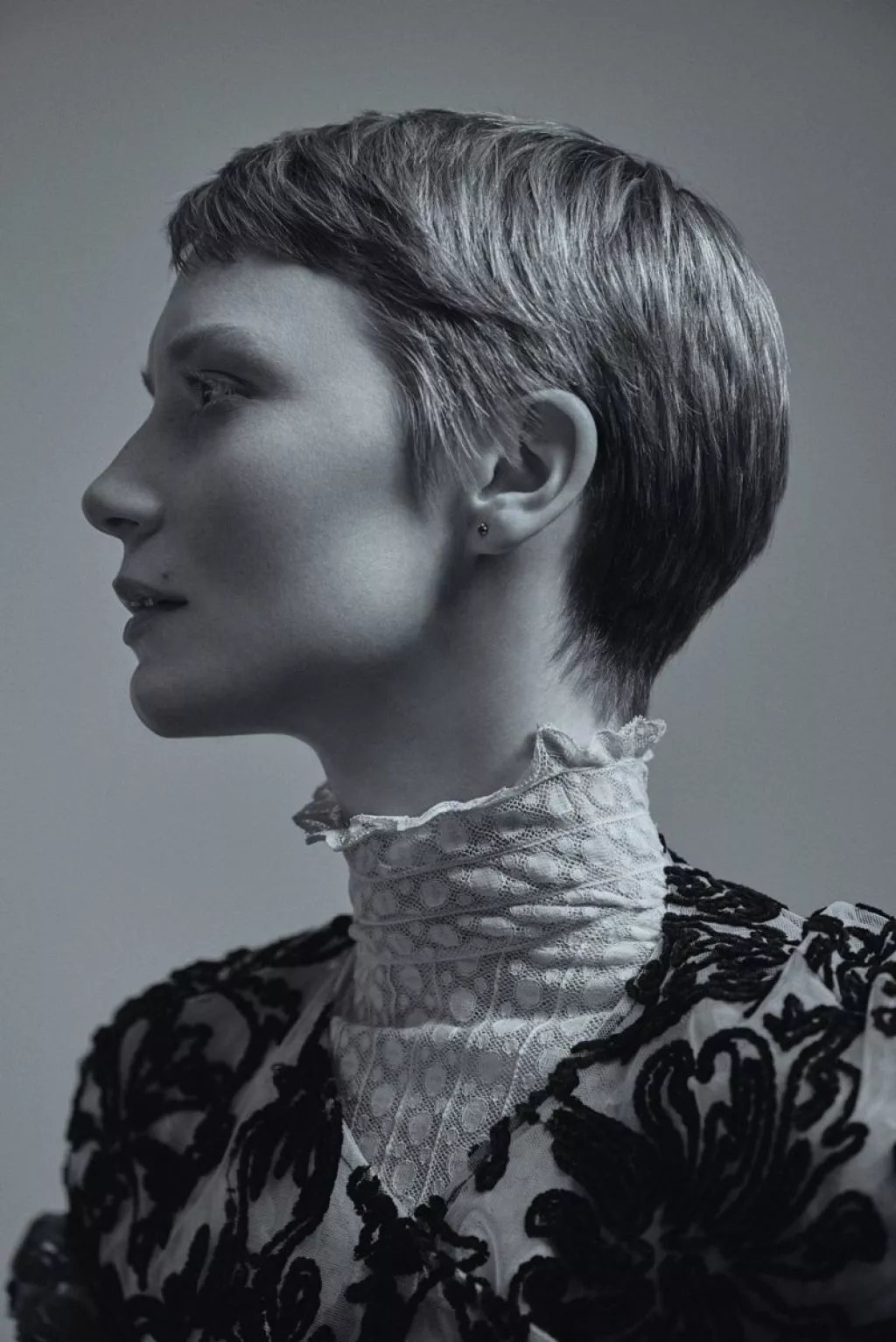 Mia Wasikowska