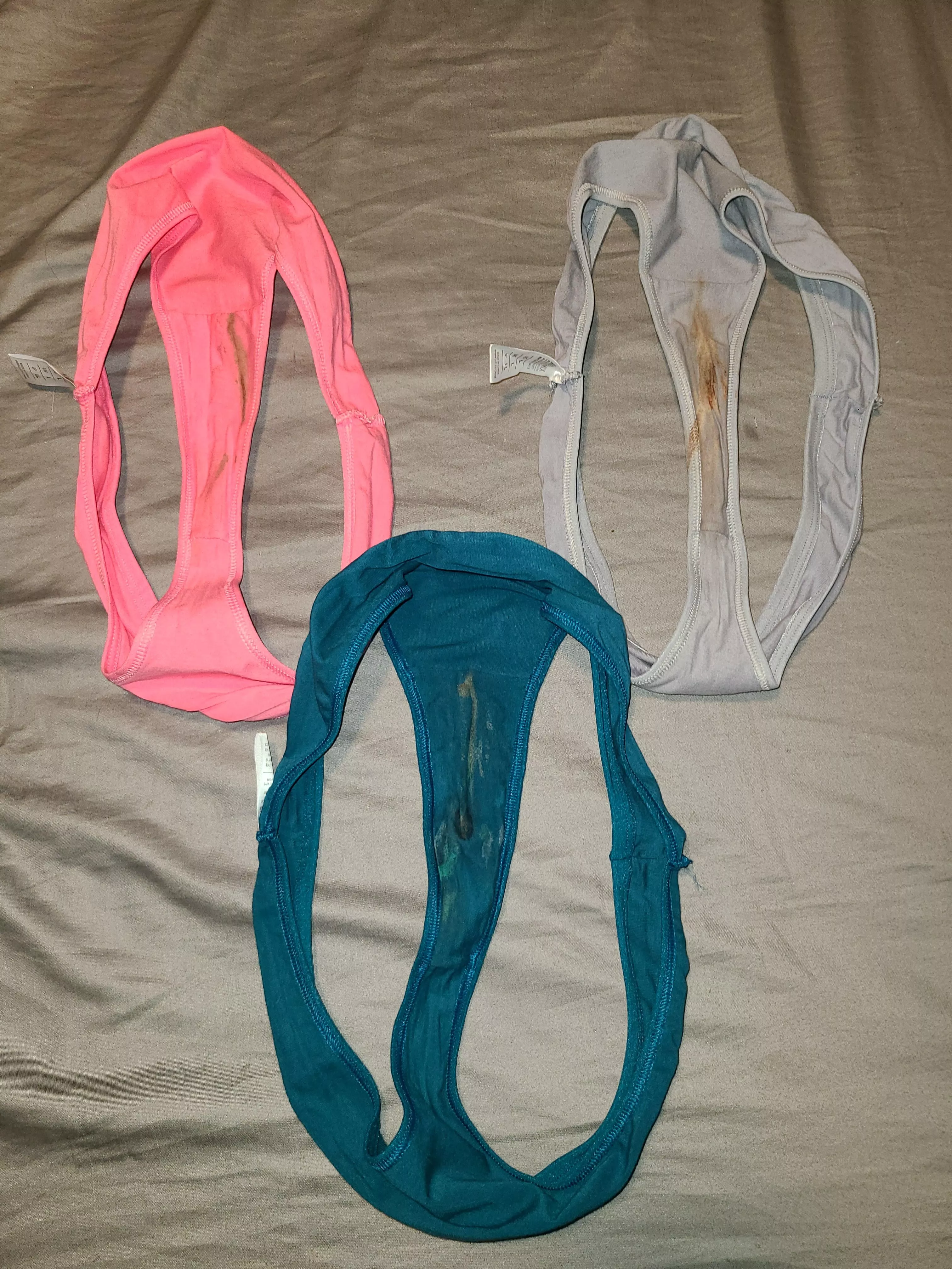 Weekend thongs, equal a happy kitty!