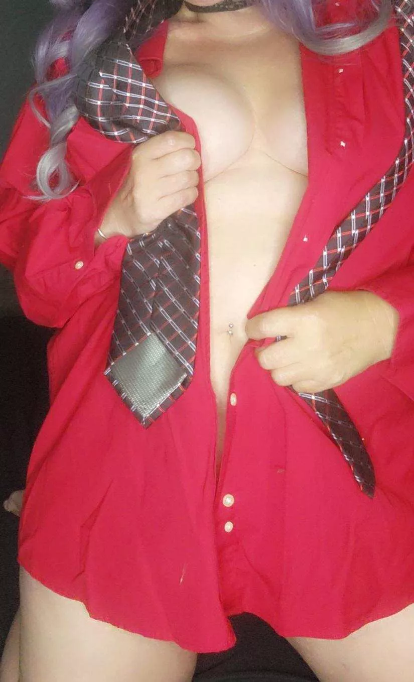 45 y/o MILF wants to play with someone naughty!