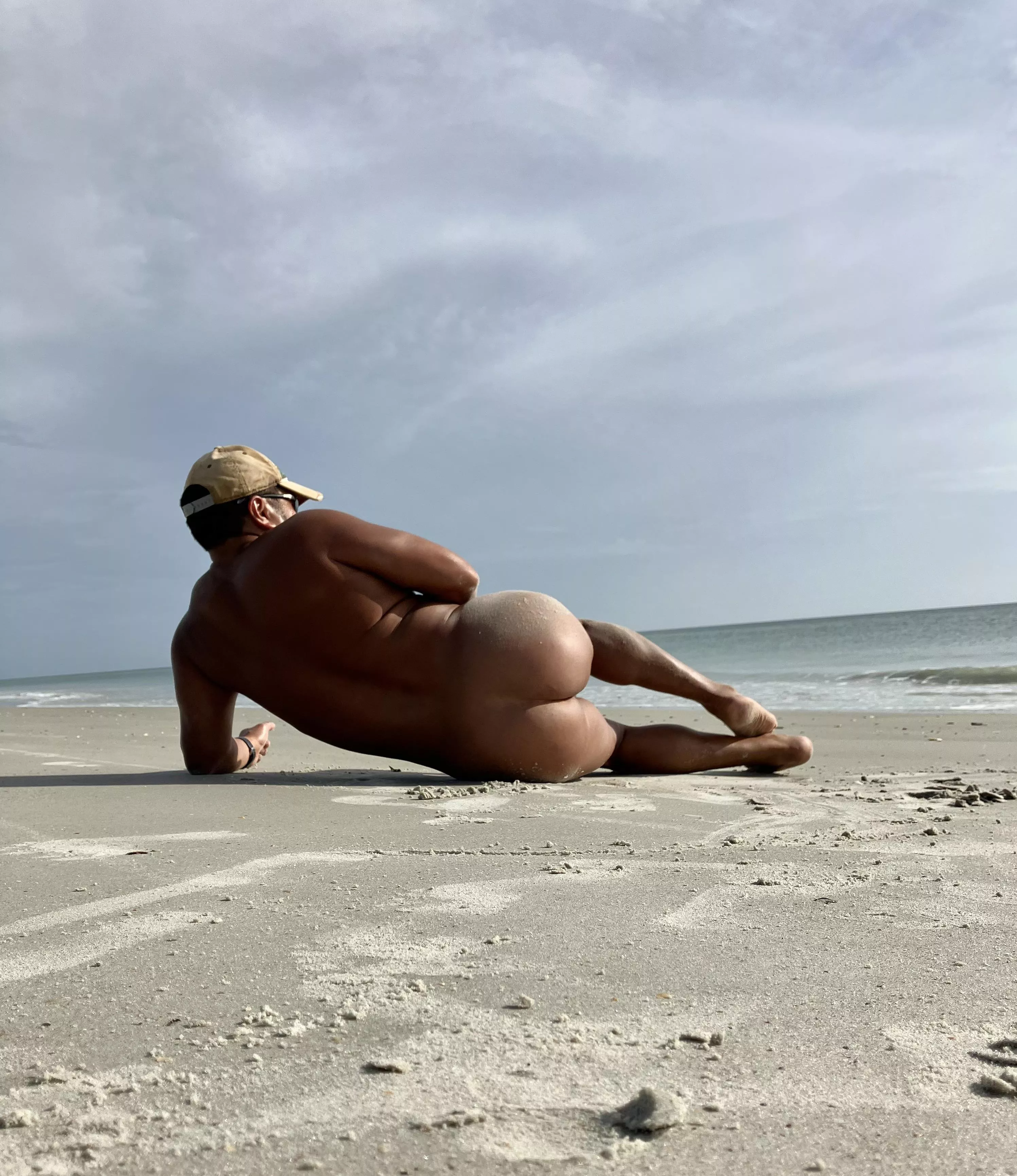 A wonderful and quiet morning at the beach.