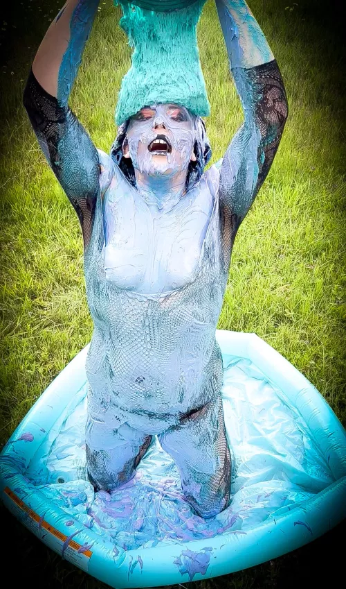 Best way to get really coated 💙💜💦