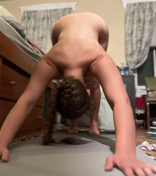 downward dog 😋 love some late night yoga