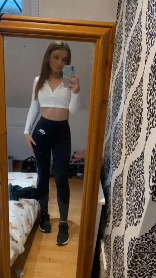 Hit me up if you need a dom