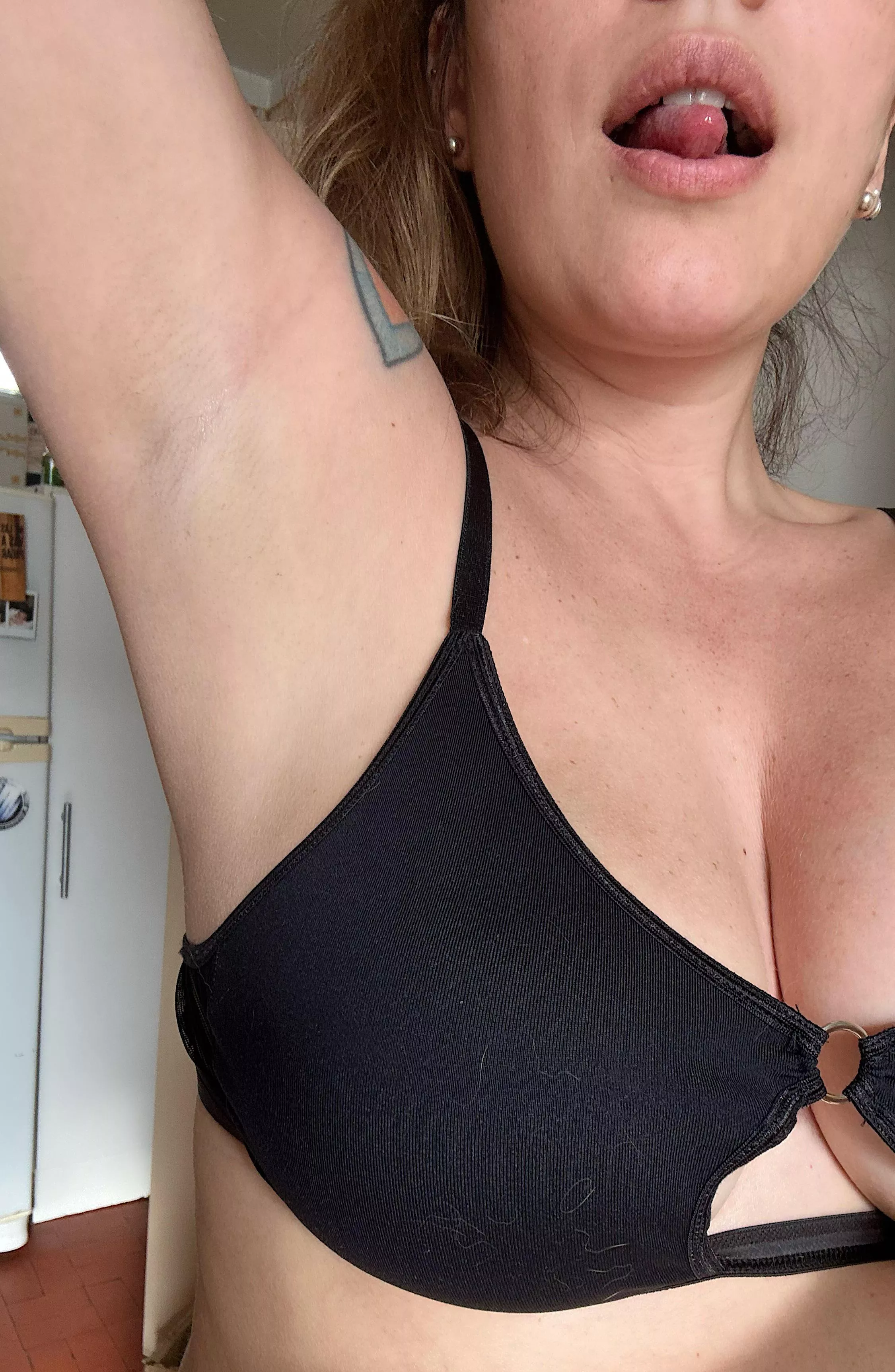 I think everything in this pic is just delicious 😏