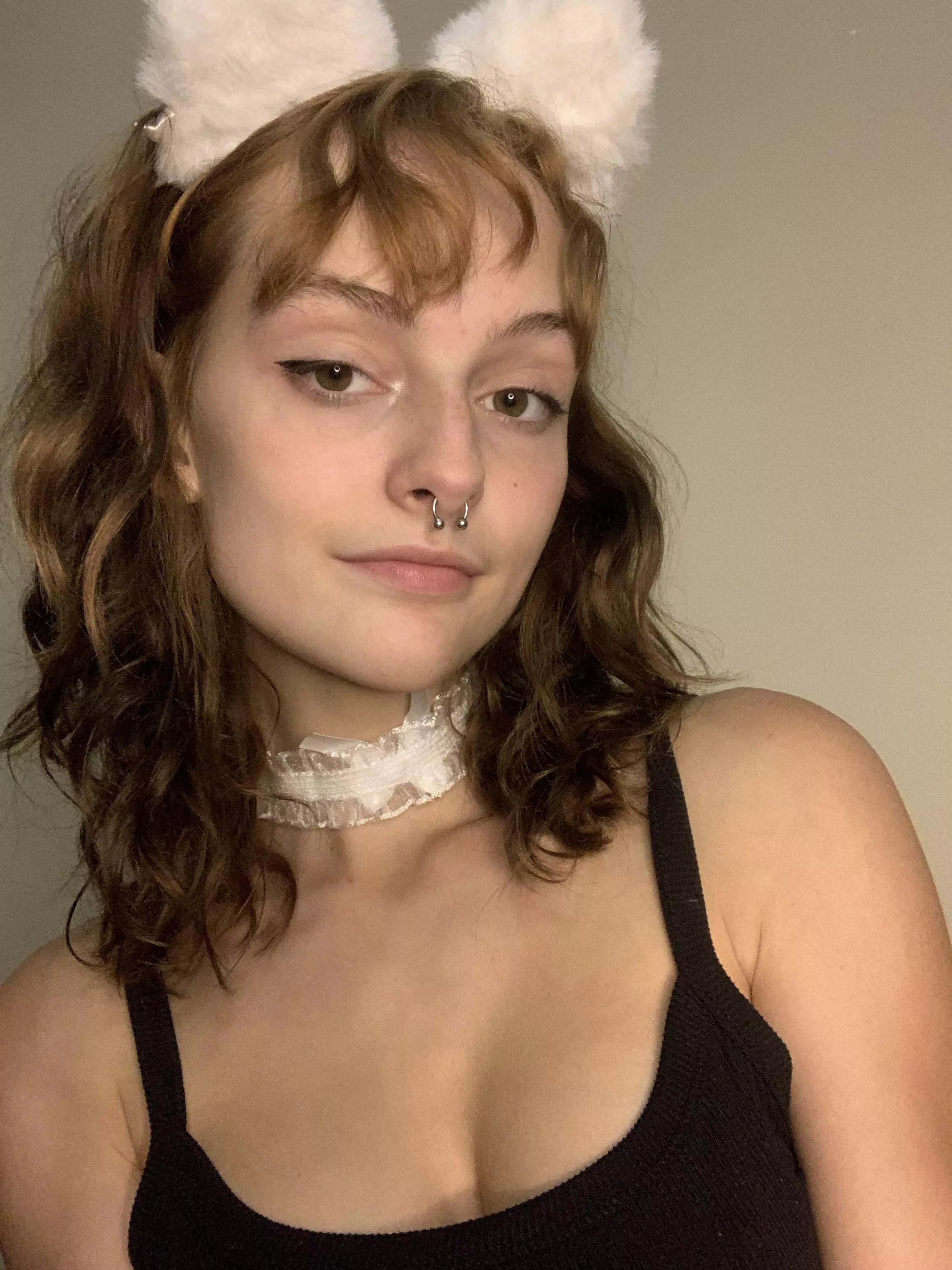 just got my first pair of cat ears ! ≽^•⩊•^≼