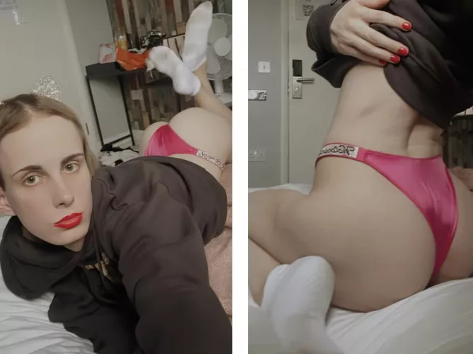 Slap my ass hard 🥹🥹