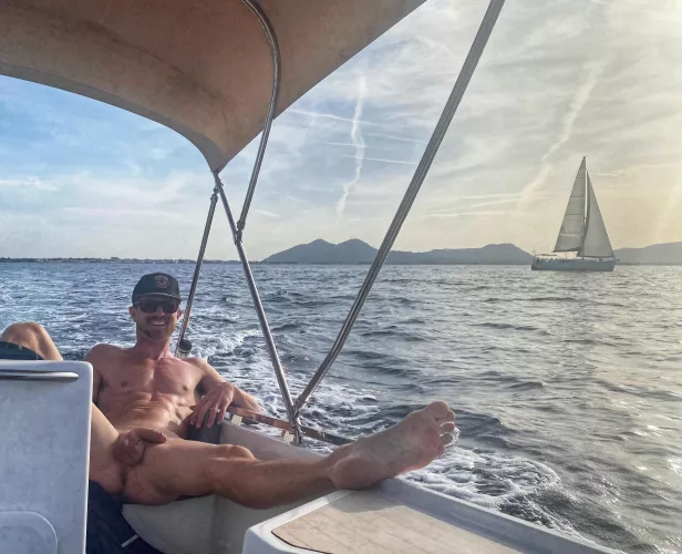 Who wants a boat ride