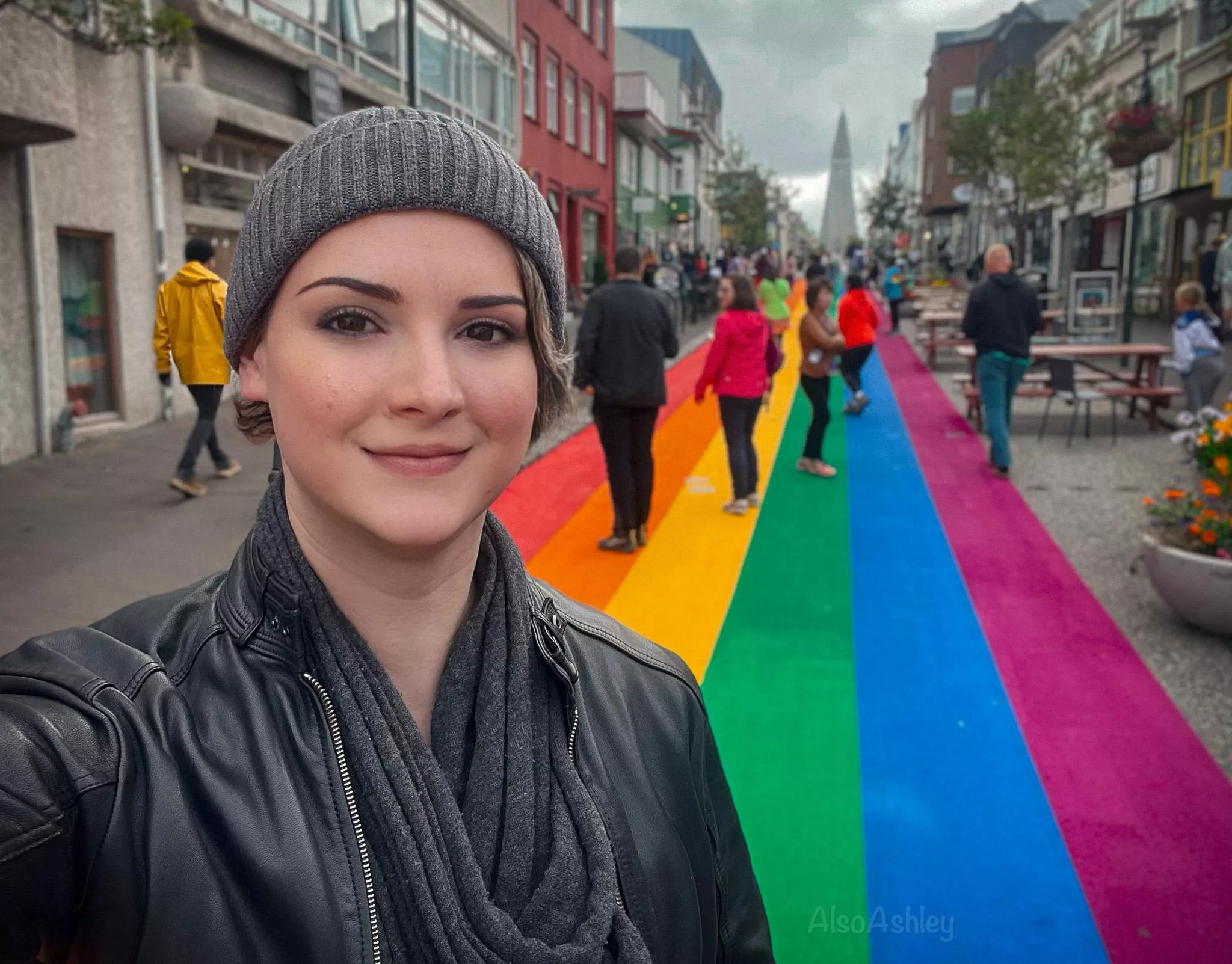 A Femboy in Reykjavik 🇮🇸 Still looking femme in my natural mode is my new favorite 😁