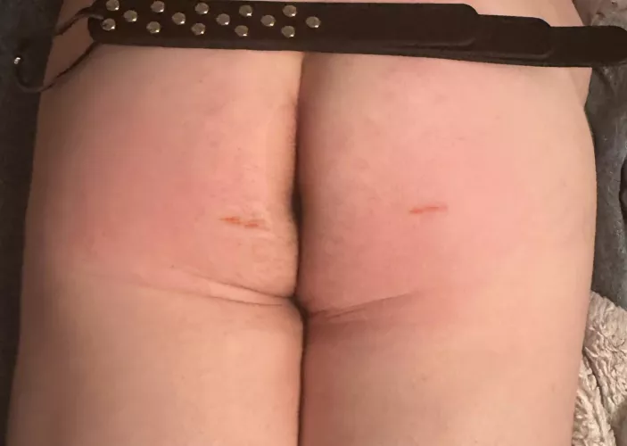 Birthday spankings left me wanting more 😅