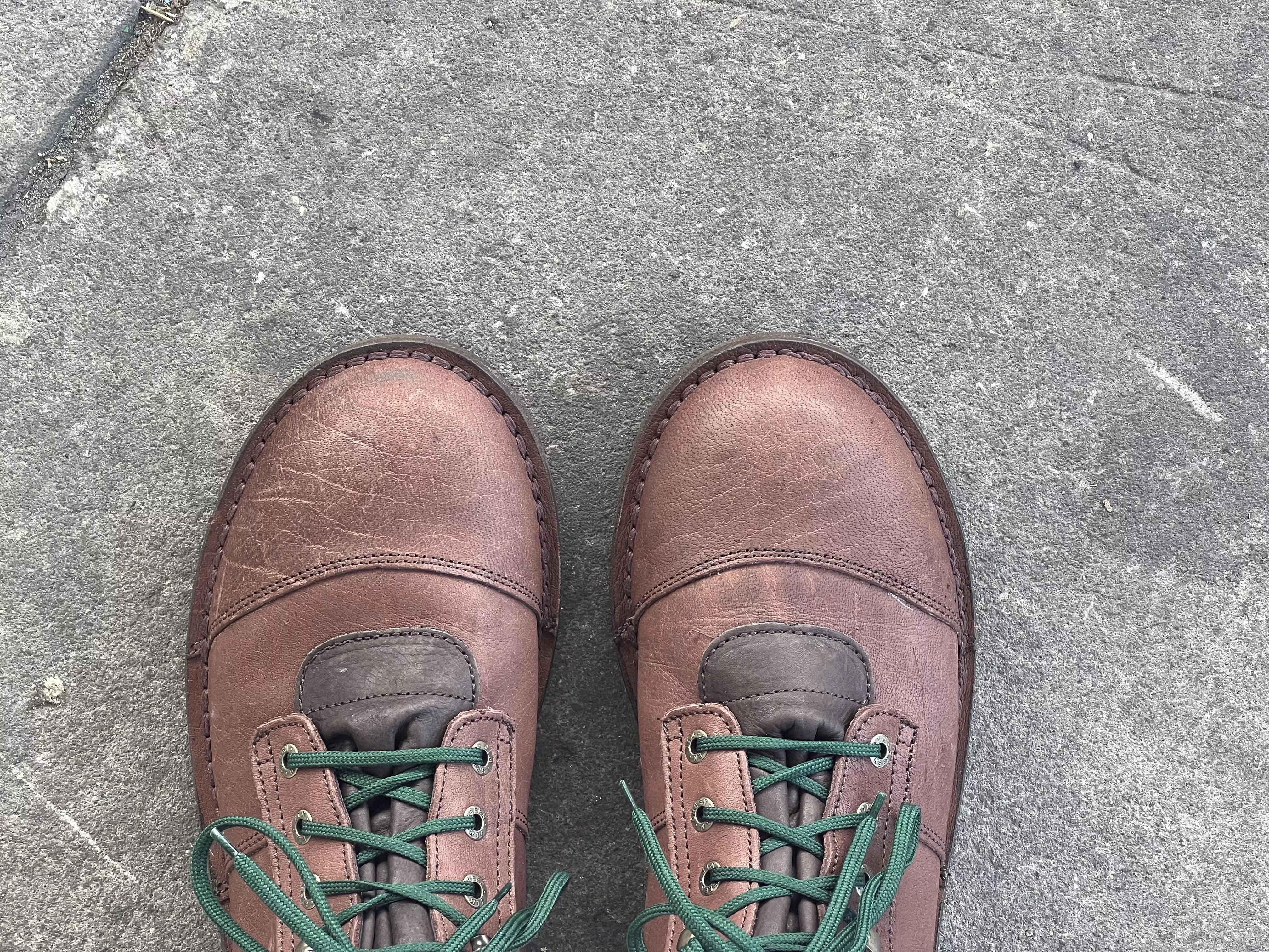 Different shape toe boxes?