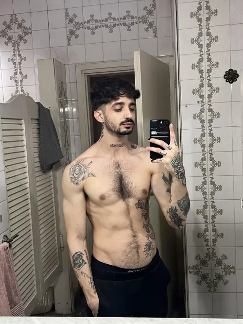 Fresh ink in the neck 🥷🏼