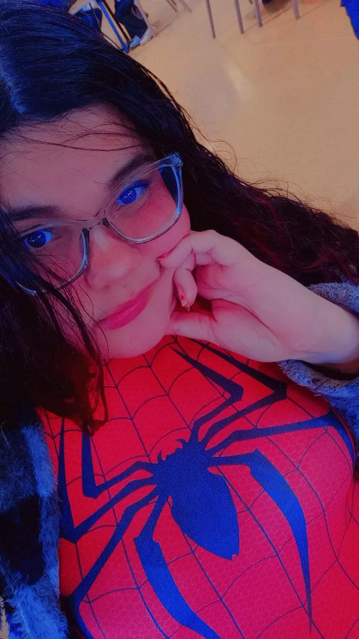 I wanna sext w someone