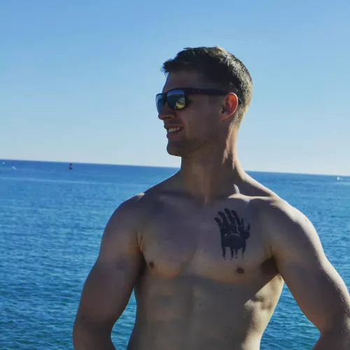 I was told nudity was “optional” 😜