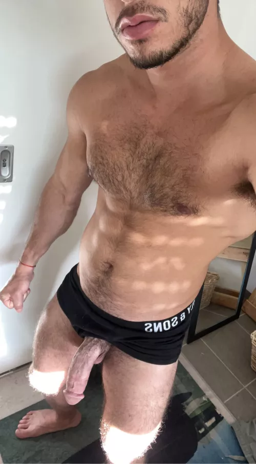 If you stopped scrolling you owe me a blowjob